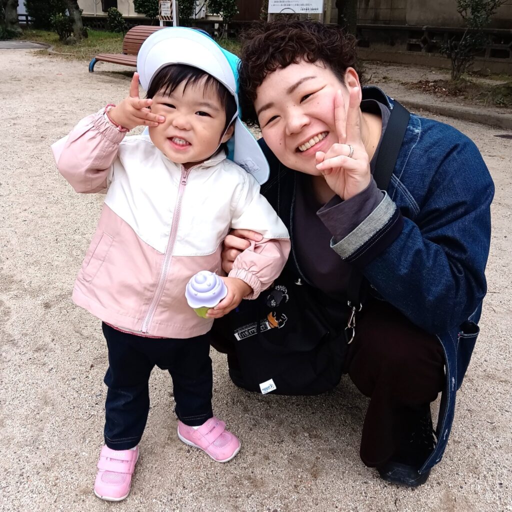 くじら保育園 海老江園の保育参観で親子で公園へ