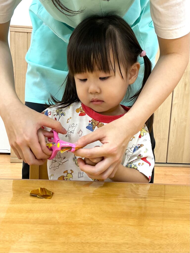 保育園お月見製作　大阪　くじら保育園　202609-4