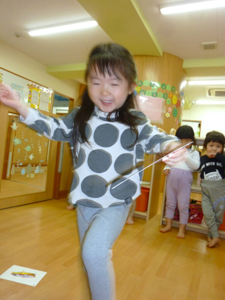 くじら保育園　都島東野田園　カルタ　お正月遊び　2501-5