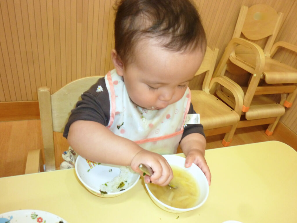 自園調理 給食 手作り給食 食育 くじら保育園 都島東野田 都島区 2025053