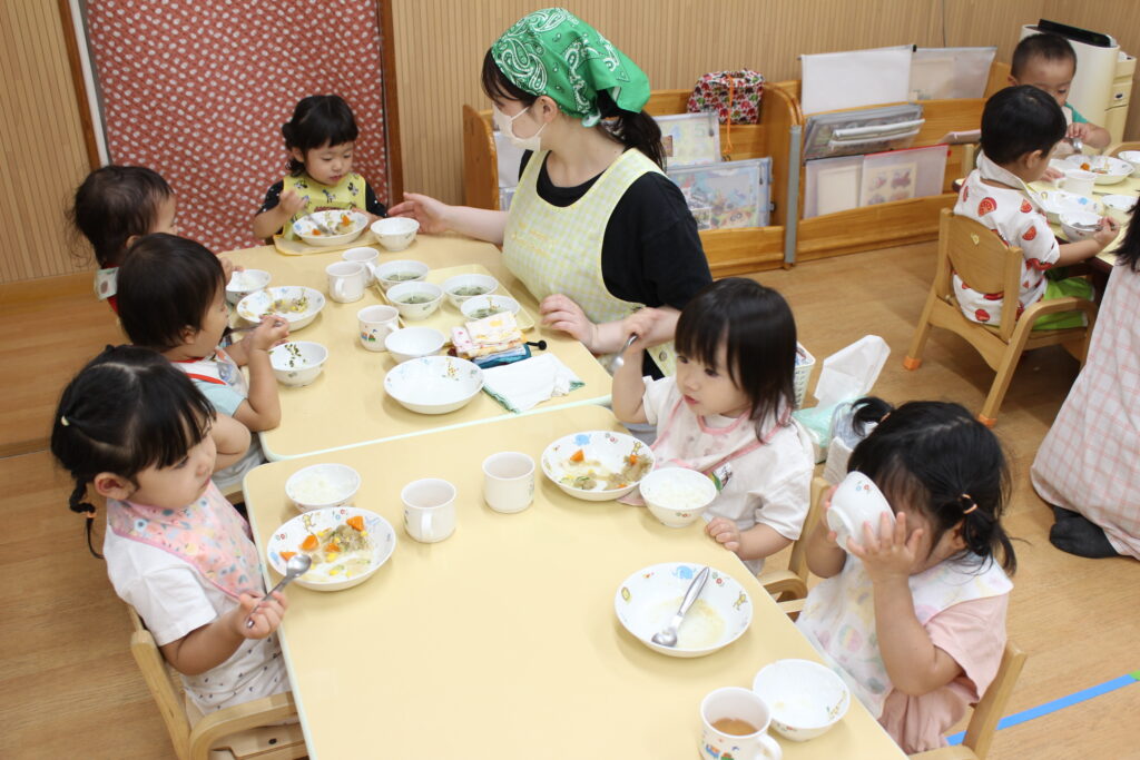 自園調理 保育園 給食 大阪 保育園 くじら保育園 都島東野田 202510-1