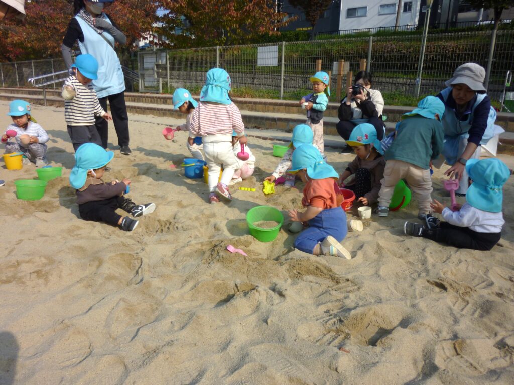 大阪 保育園 くじら保育園 砂遊び 桜ノ宮ビーチ 202512-4