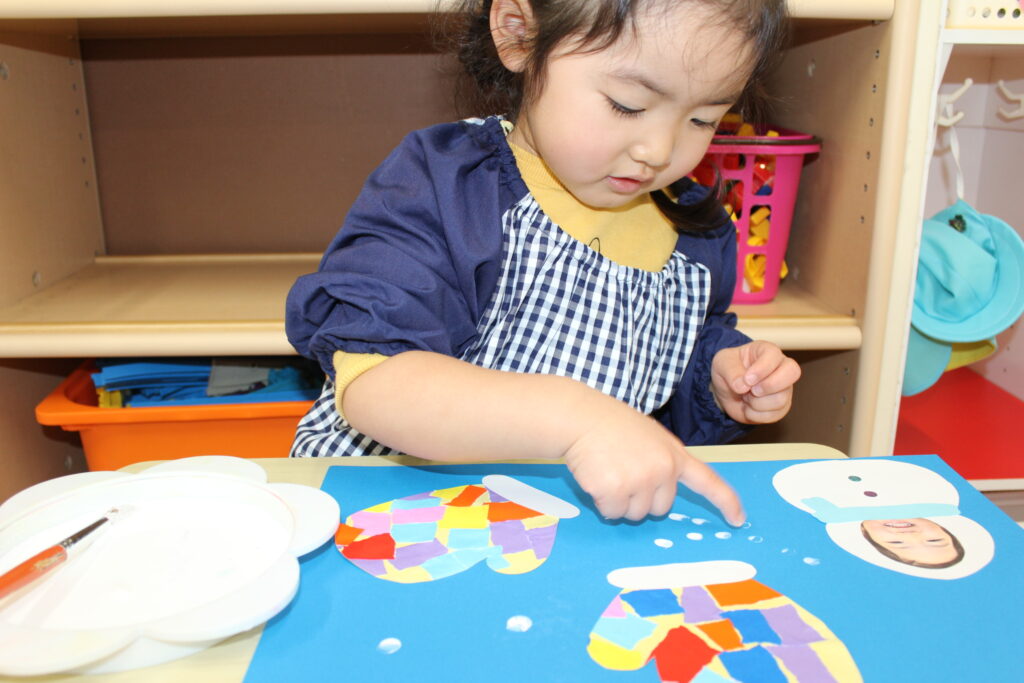 保育園冬の製作 冬アート　大阪　くじら保育園　202602-5