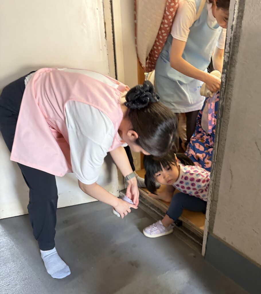 保育園の避難訓練　大阪　くじら保育園　202608-2