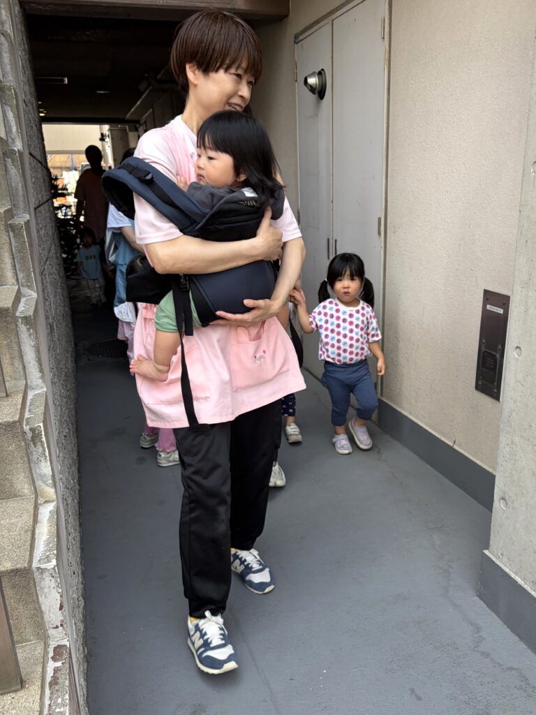 保育園の避難訓練　大阪　くじら保育園　202608-3