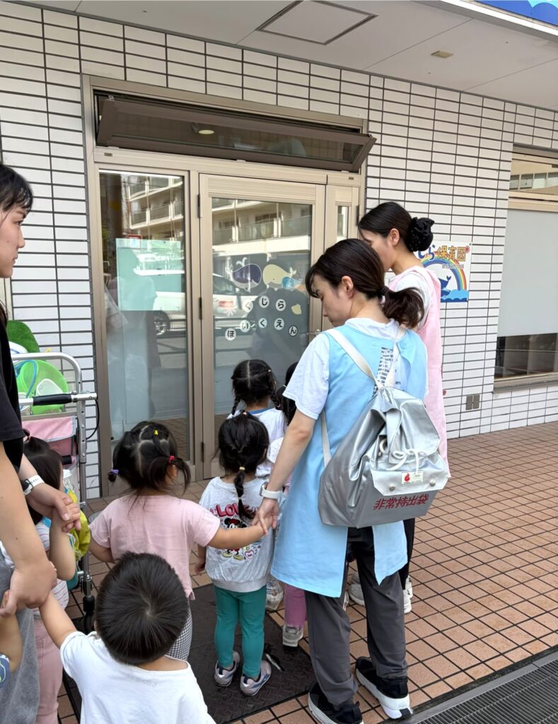 保育園の避難訓練　大阪　くじら保育園　202608-4