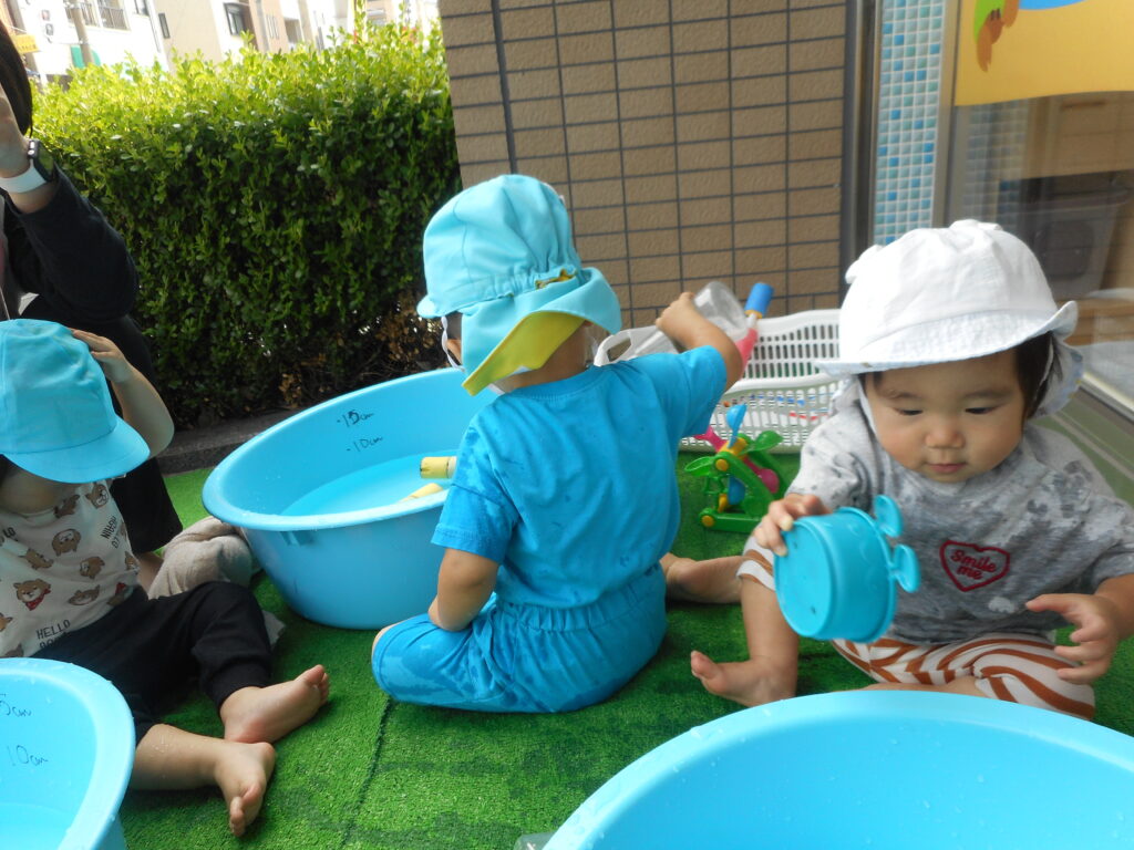 水遊び 夏 水鉄砲 くじら保育園 姫島園 西淀川区 大阪 202508-3