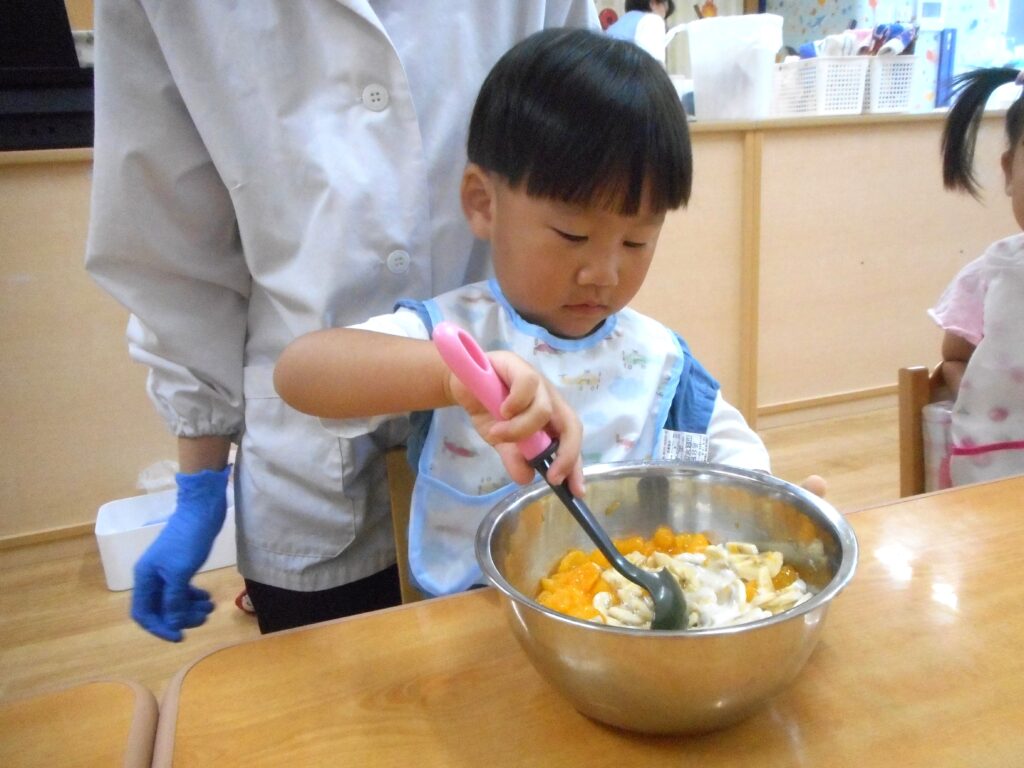 保育園　食育　野菜栽培　大阪　くじら保育園　202609-11