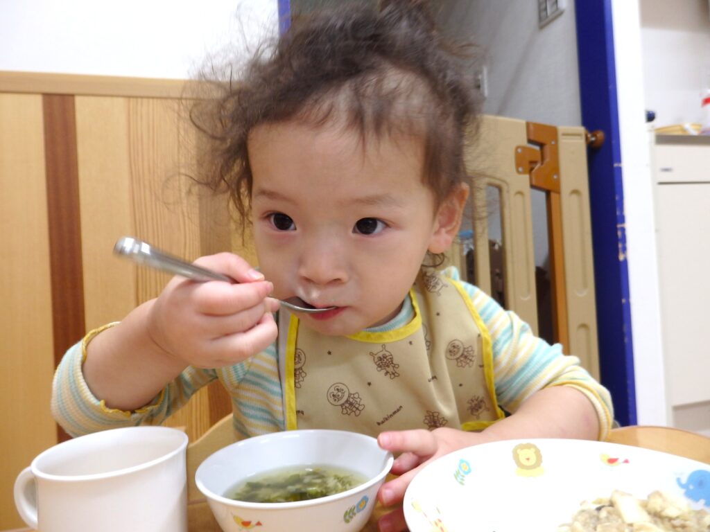 保育園　食育　大阪　くじら保育園　202511-4