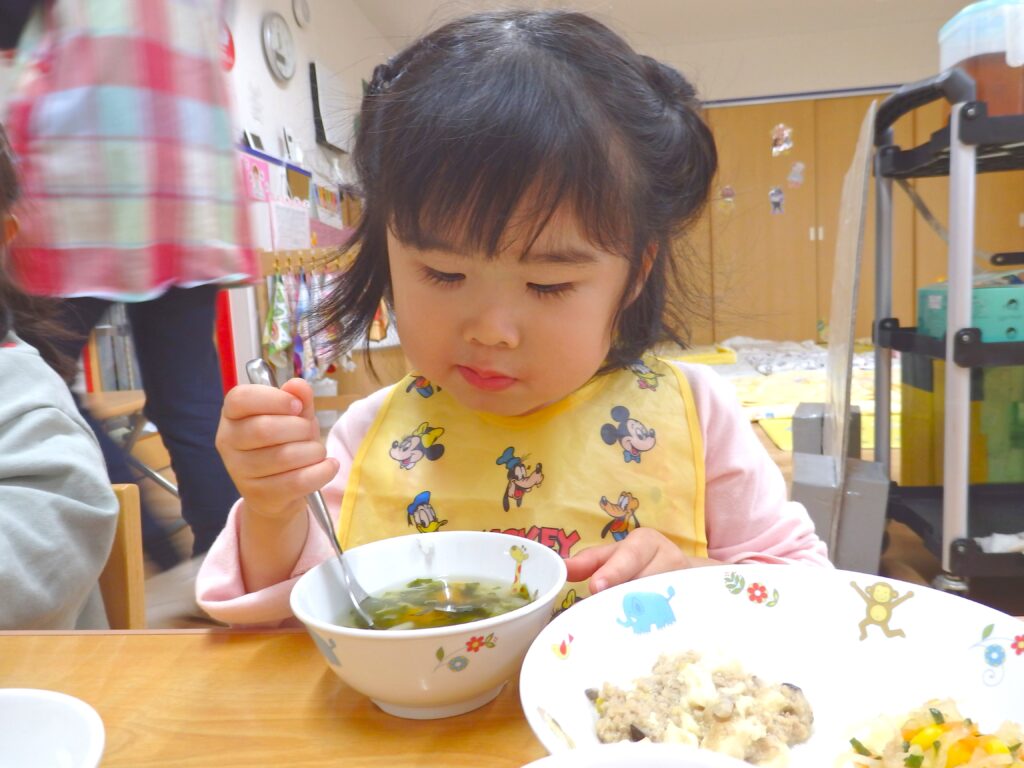 保育園　食育　大阪　くじら保育園　202511-5