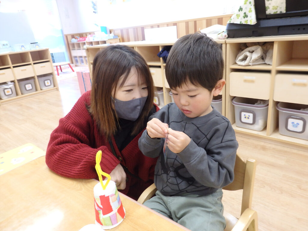 保育園で親子製作　大阪　くじら保育園　202512-4