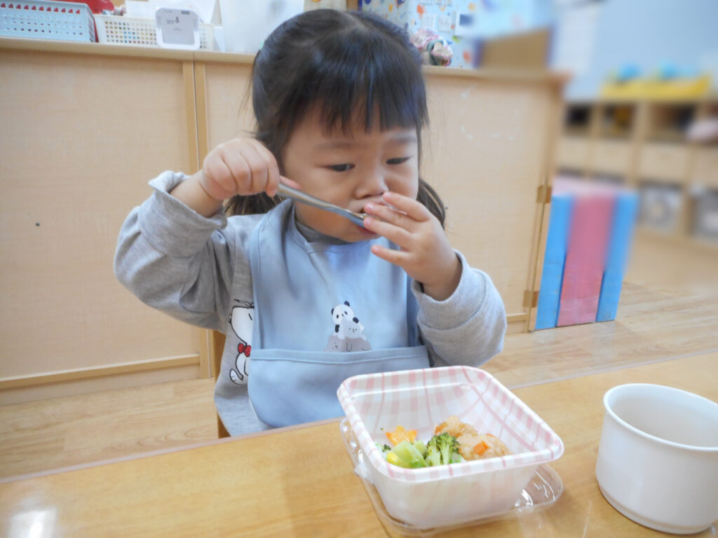 保育園のお弁当給食　大阪　保育園　くじら保育園　202512-4