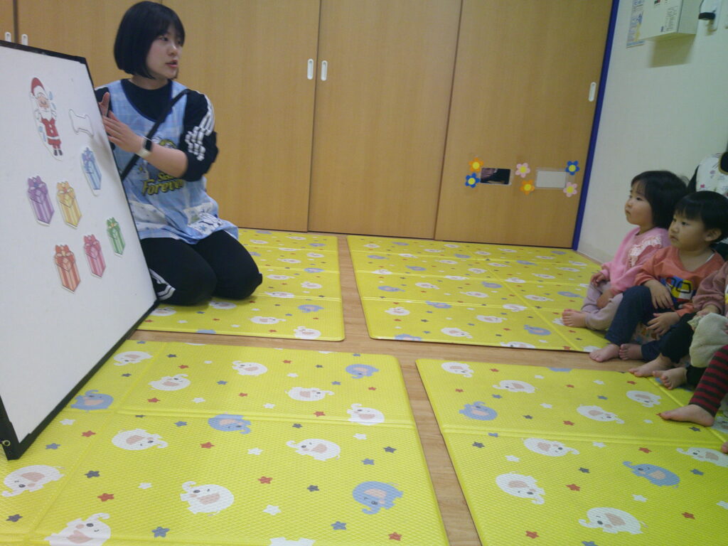 保育園のクリスマス会 サンタさん　大阪　保育園　くじら保育園　202512-1