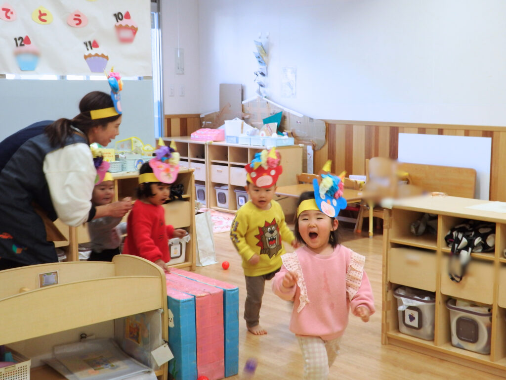 保育園節分で鬼退治 大阪 くじら保育園 202602-2