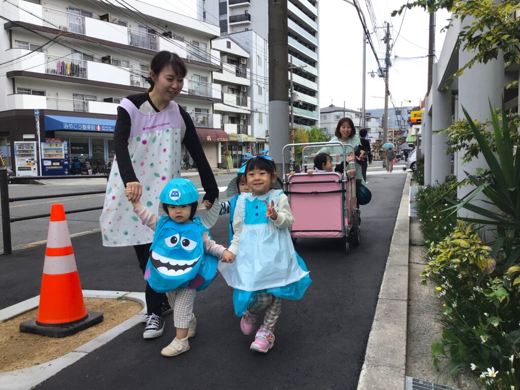 くじら保育園　上新庄園　ハロウィン　ディズニー　202410-7