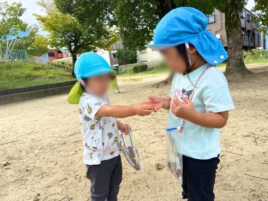 くじら保育園 上新庄園　お散歩　4