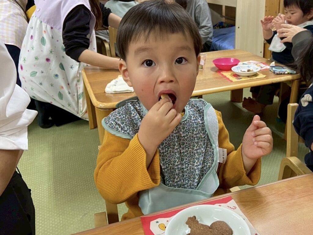 保育園でおやつバイキング 大阪 保育園 くじら保育園 202601-4