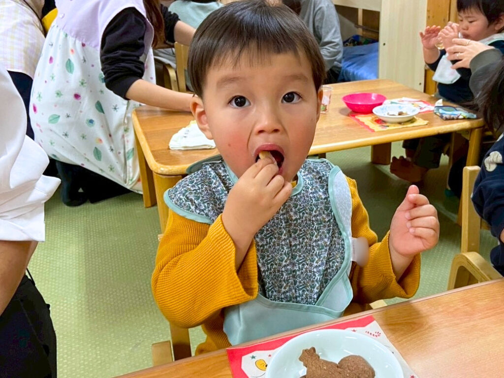 保育園でおやつバイキング　大阪　保育園　くじら保育園　202601-4