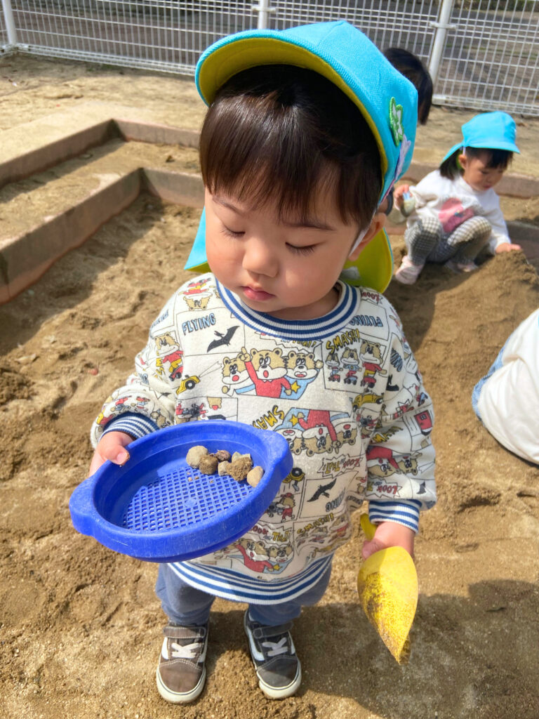 春の公園遊び　大阪　保育園　くじら保育園　202604-4