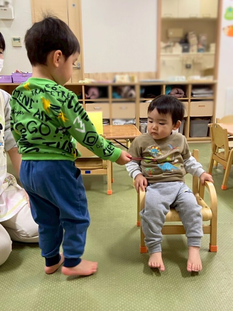 保育園の誕生日会 保育士の出し物 はたらくくるま 大阪 保育園 くじら保育園 202603-1
