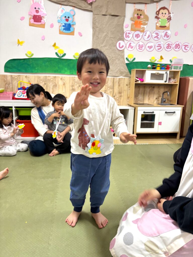 保育園進級式 大阪 くじら保育園 202604-5