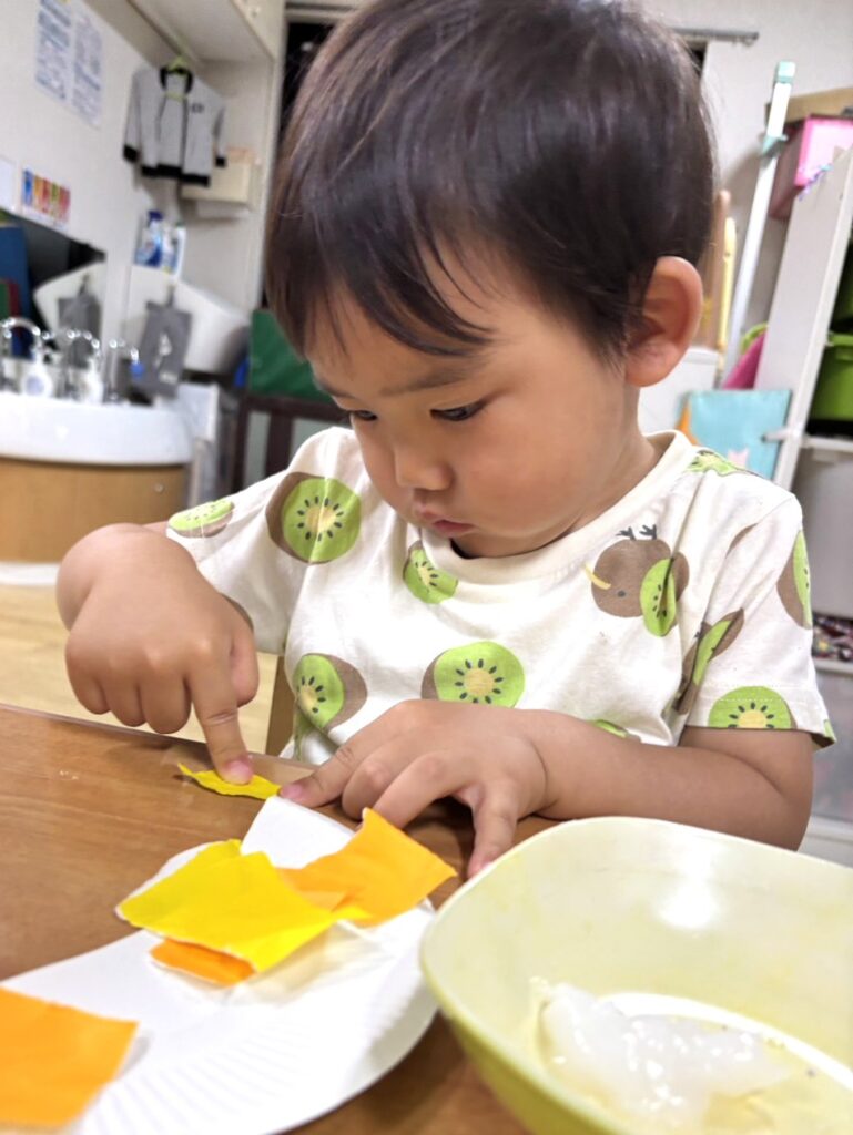 保育園の七夕飾り作り 製作 大阪 くじら保育園 202606-3