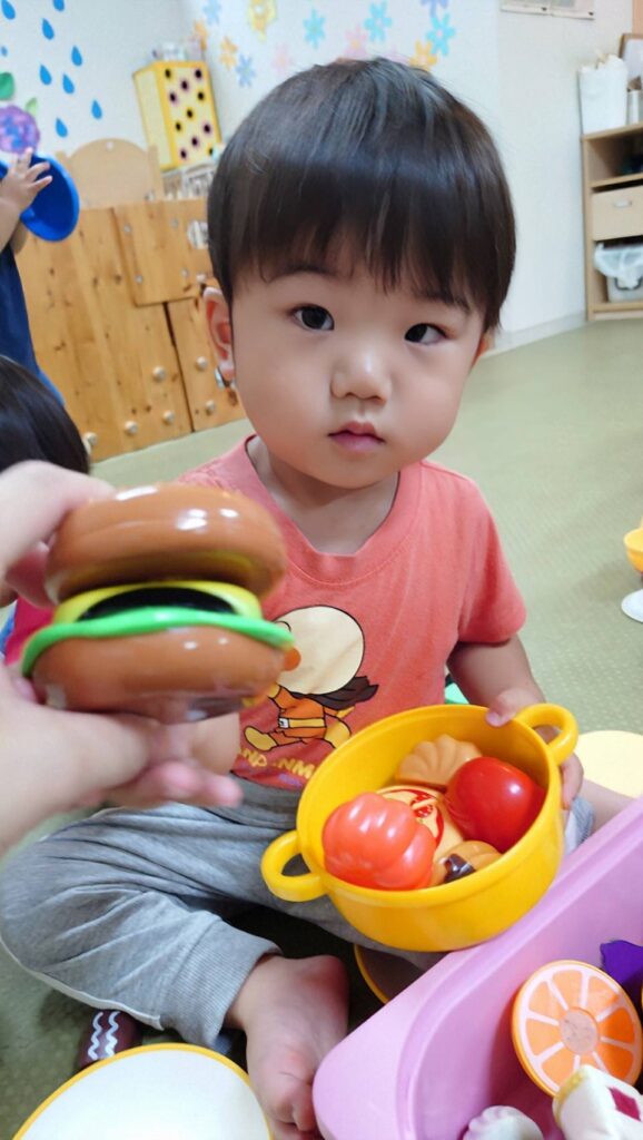 保育園でおままごと 大阪 くじら保育園 202607-4