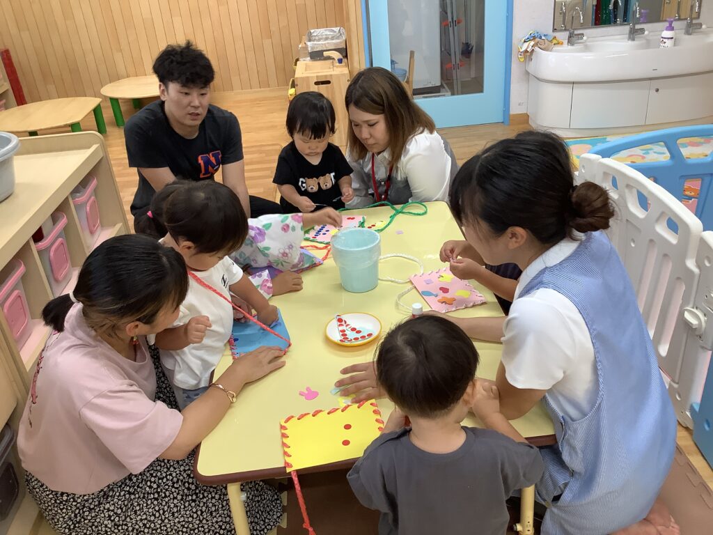 リフレッシュ保育 地域交流 おべんとうばす ペープサート 寒天あそび くじら保育園 三国園 大阪 保育園 淀川区 202508-4