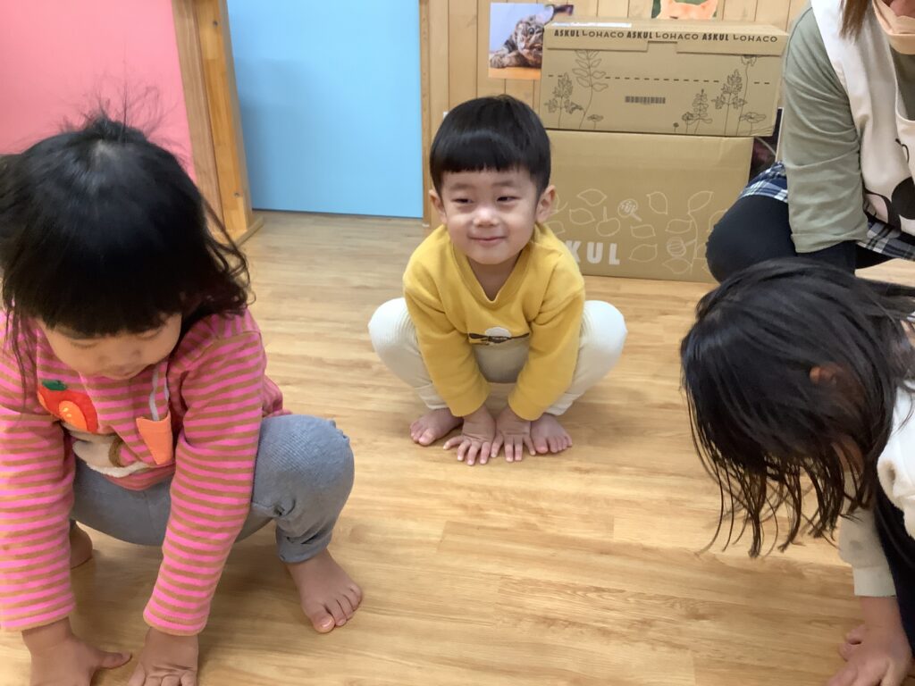 保育園でリズム遊び　運動能力を高める取り組み　大阪　くじら保育園　202601-3