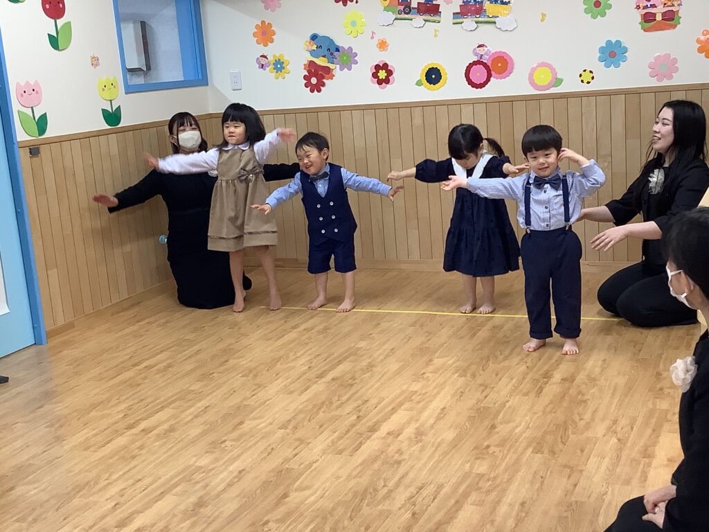 保育園卒園式2026　大阪　くじら保育園　202604-3