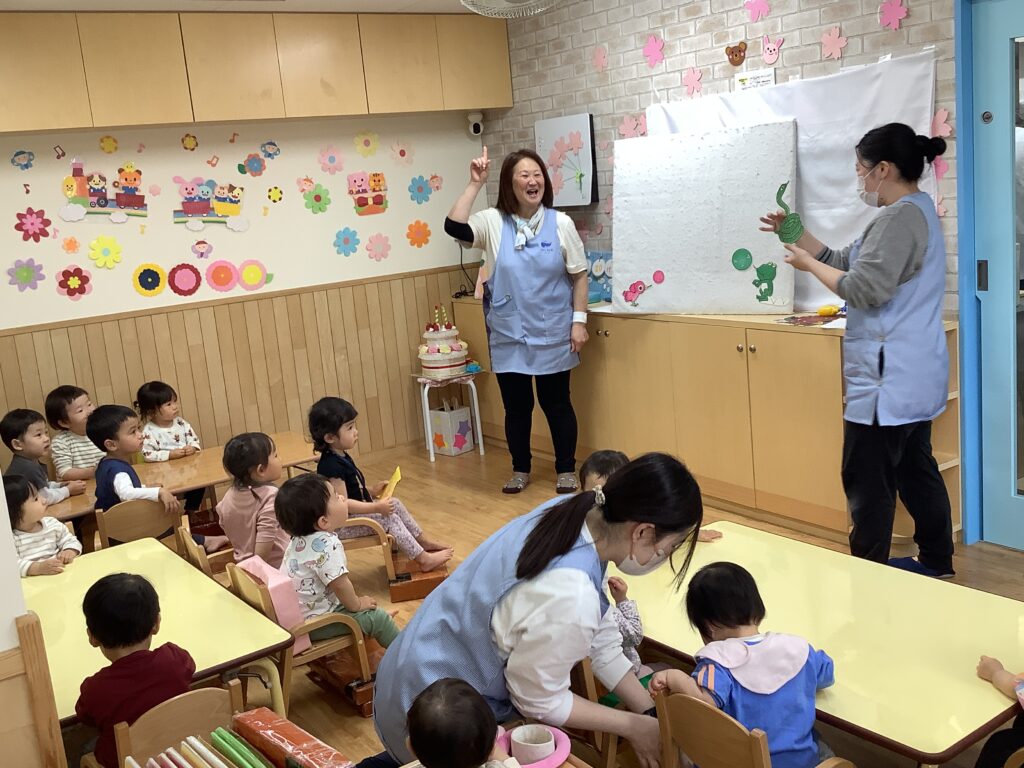 保育園4月生まれさんのお誕生日会　大阪　くじら保育園　202605-3