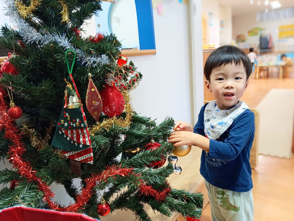 くじら保育園　都島北　クリスマスツリー　202412-6