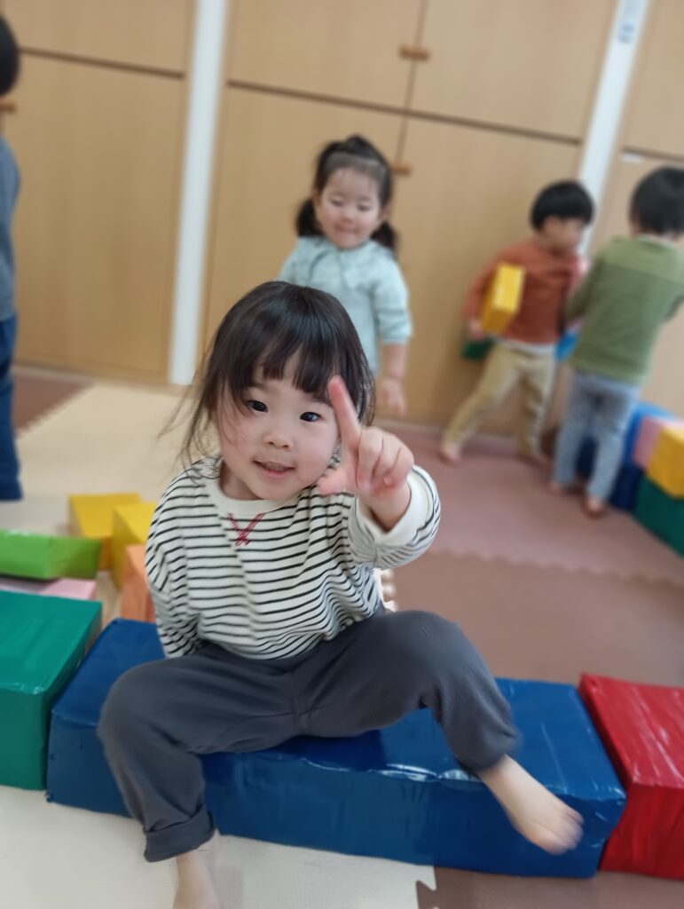 くじら保育園 都島北 室内遊び 202502-5