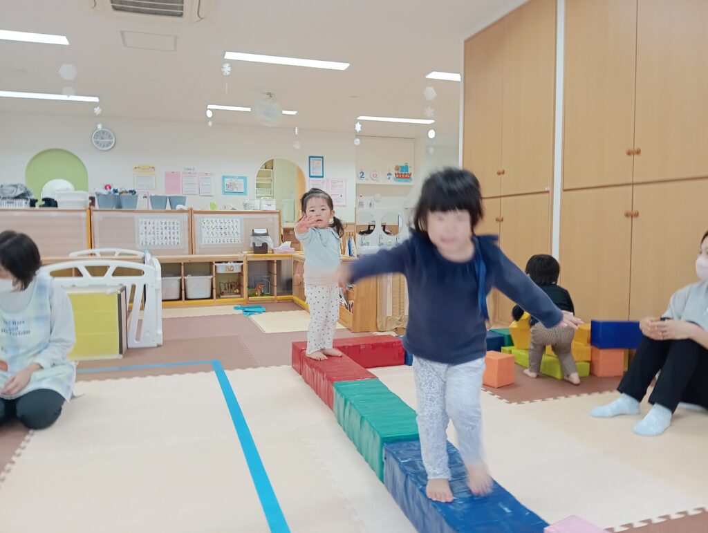 くじら保育園 都島北 室内遊び 202502-4