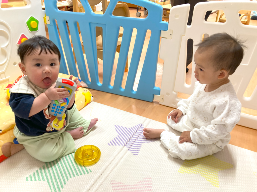 くじら保育園 都島北 都島区 保育園生活 園生活 0歳児 新入園児 成長 202505-2