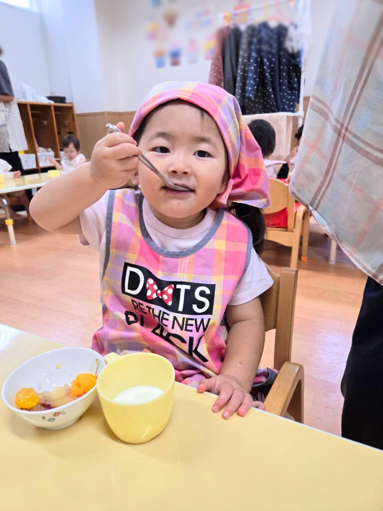 七夕　キラキラゼリー　七夕ゼリー　行事食　クッキング　食育　2歳児　くじら保育園　都島区　都島北園　202507-4