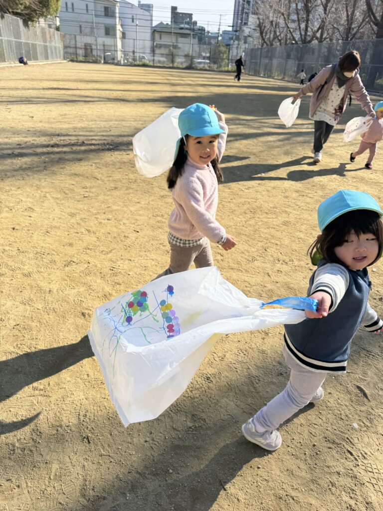 保育園のお正月遊び　大阪　保育園　くじら保育園　202601-1