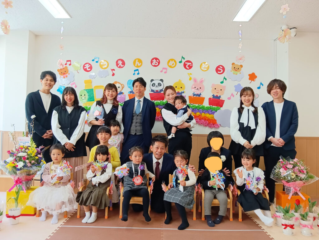 保育園卒園式　大阪　保育園　くじら保育園 202604-1