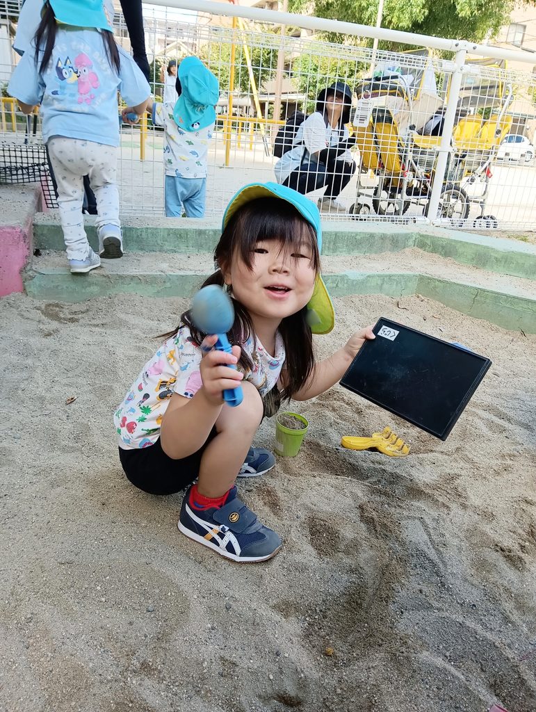 保育園の外遊び　大阪　くじら保育園　202610-4