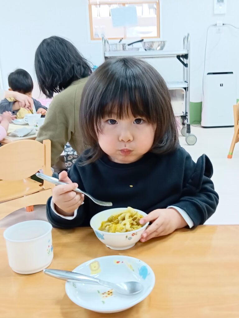 おおぞら保育園　西新町園　うどん作り　202501-5