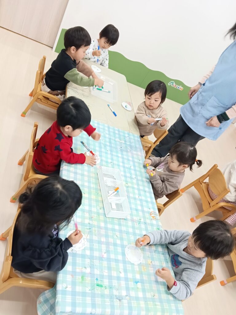 おおぞら保育園　西新町園　ひな祭り製作　202502-1