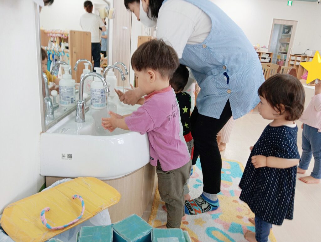 保育見学 園庭 成長 おおぞら保育園 西新町 明石 202506-4