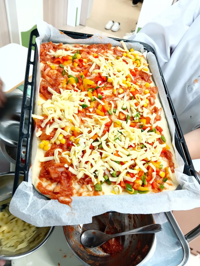 食育　保育園　クッキング　明石　おおぞら保育園　202510-3