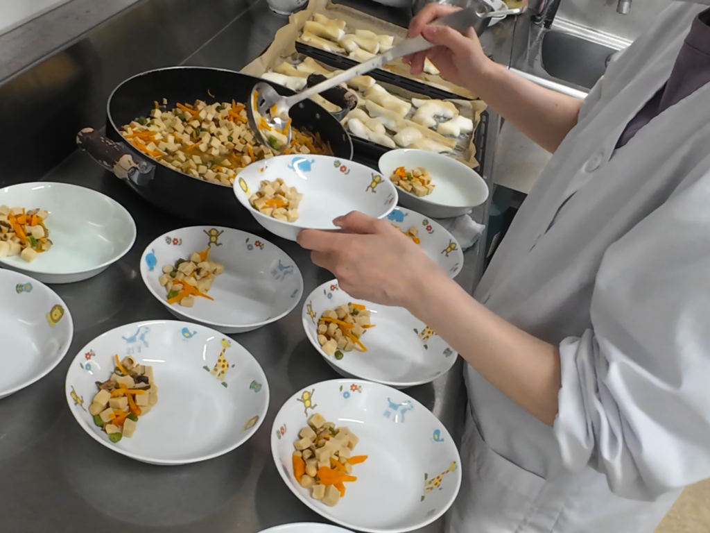明石 保育園 栄養士 保育園の給食 おおぞら保育園 202511-4