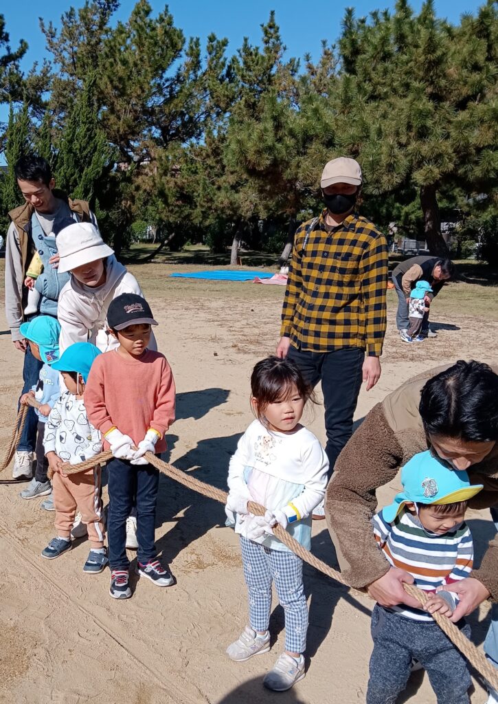 保育園の親子遠足 明石 保育園 おおぞら保育園 202512-2
