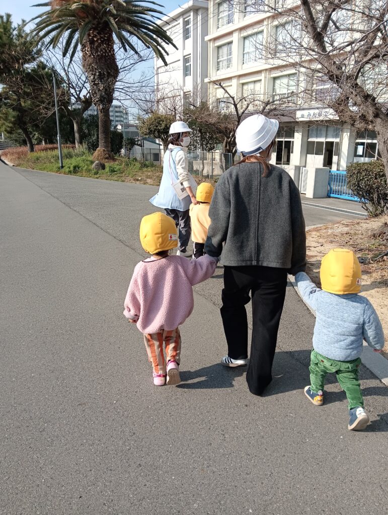 保育園で地震火災避難訓練　明石　保育園　おおぞら保育園　202601-2