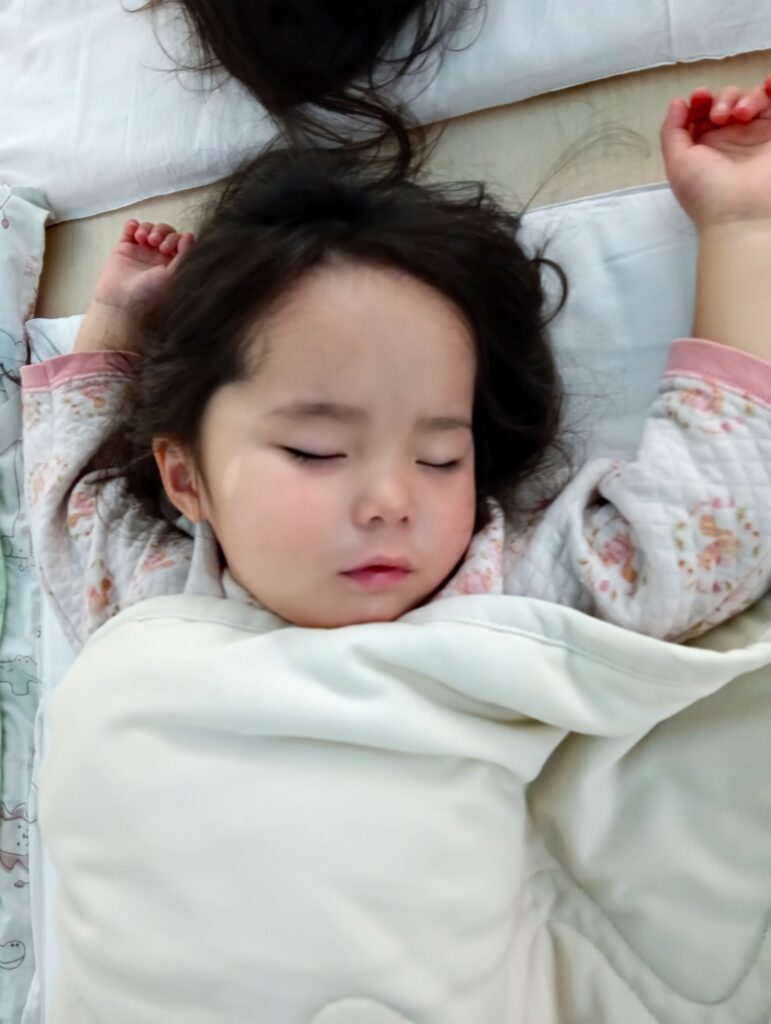 保育園の午睡 お昼寝タイム 明石 おおぞら保育園 202602-5