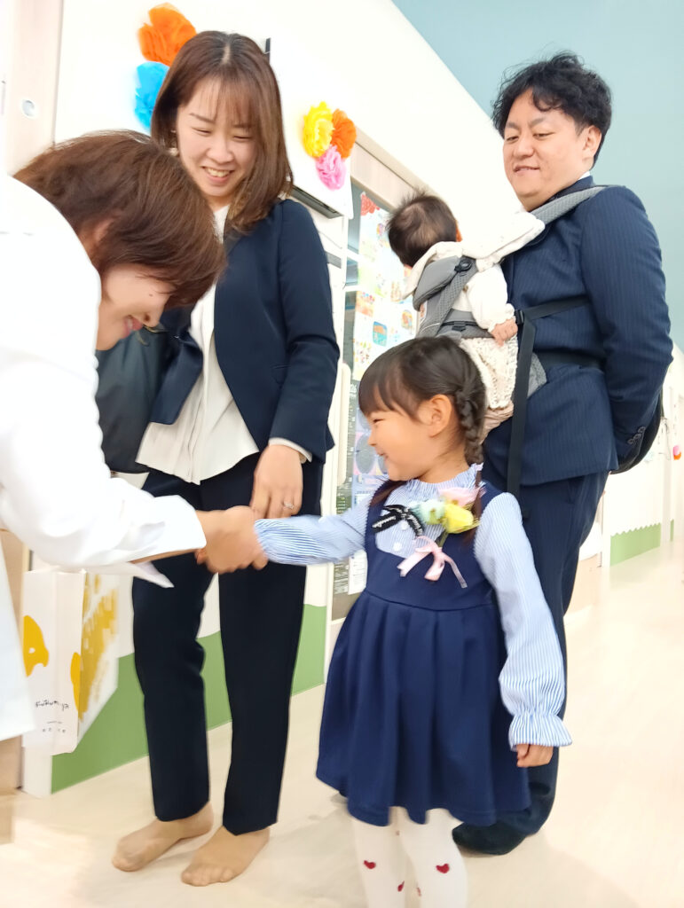 保育園の卒園式　明石　おおぞら保育園　202604-7