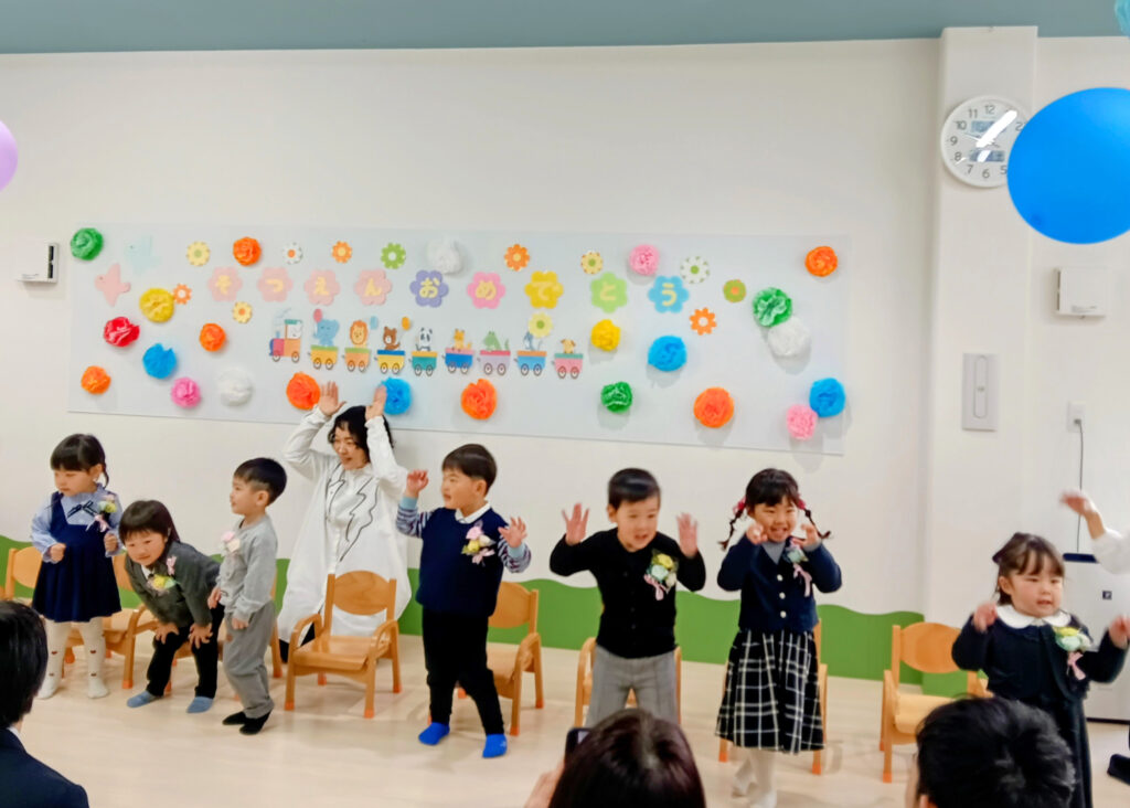 保育園の卒園式　明石　おおぞら保育園　202604-3