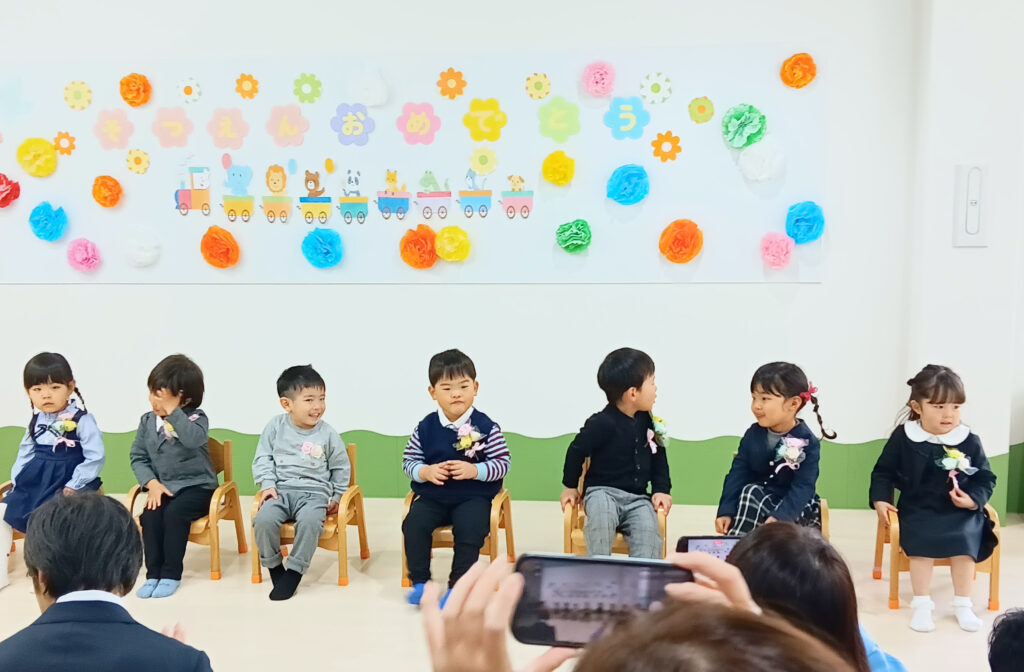 保育園の卒園式　明石　おおぞら保育園　202604-1